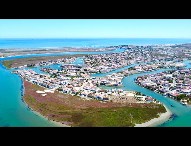 413M² VACANT LAND FOR SALE IN PORT OWEN